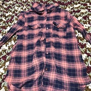 Salmon and navy thin flannel